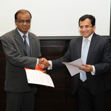 Mr. Nikhil Oswal WTC Pune & Dr. Waman Parkhi of KPMG - Knowledge sharing MoU