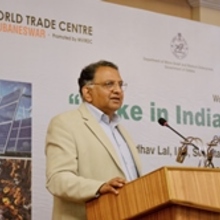 Mr. Madhav Lal, IAS, Secretary, Union Ministry of MSME addressing the workshop on Make in India